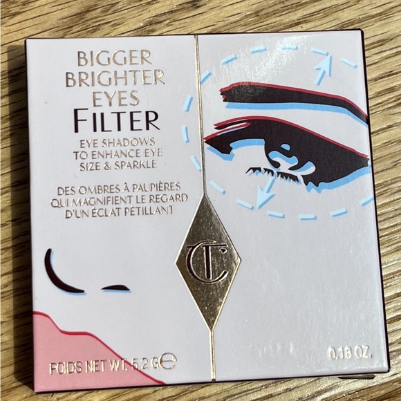 Charlotte Tilbury
Luxury Eyeshadow Palette